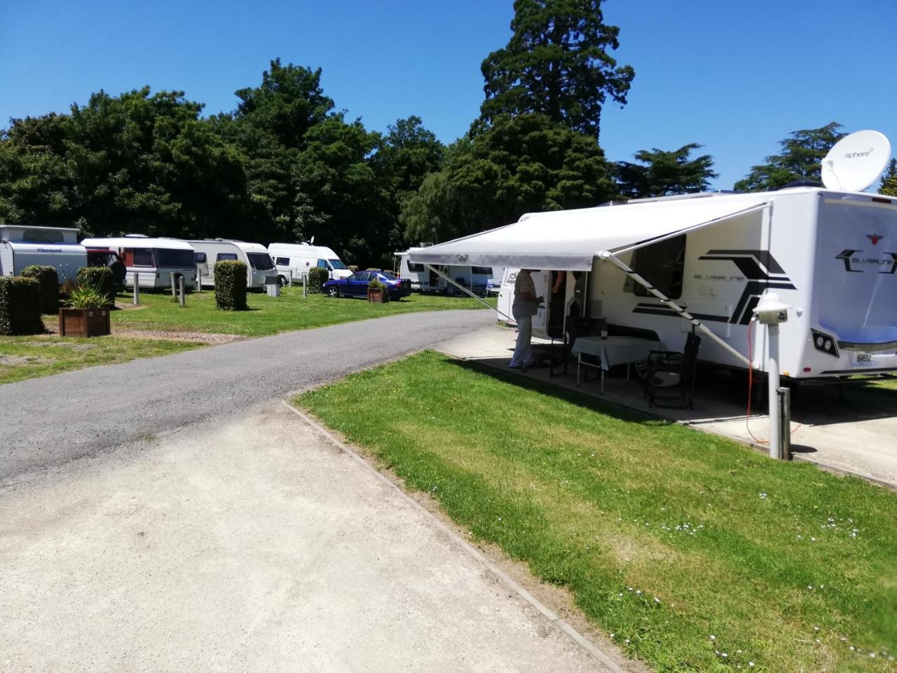 Mawley Holiday Park Masterton Buitenkant foto